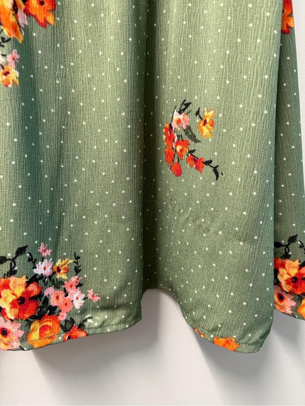 Olive Green Bright Floral Front Wrap Dress With White Polka Dots Size Medium - Picture 10 of 10